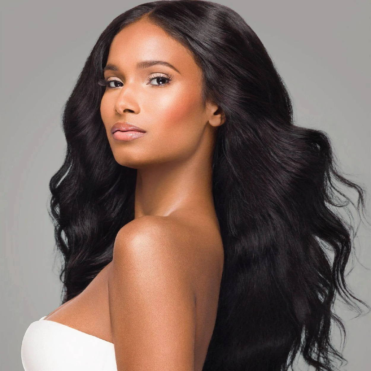 Synthetic vs. Human Hair Extensions: Which One is Right for You?